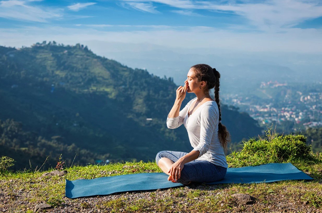 Bhastrika vs Kapalabhati Pranayama: Two Fires, One Breath