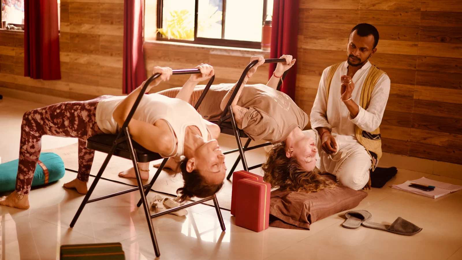 100 Hour Yoga Teacher Training in Rishikesh