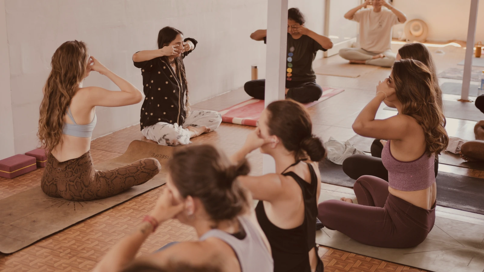 100 Hour Yoga Teacher Training in Rishikesh
